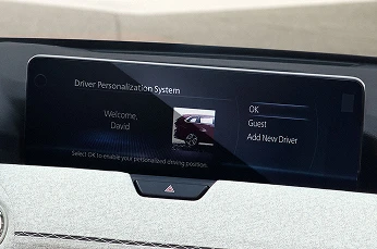 12.3 INFOTAINMENT TOUCHSCREEN